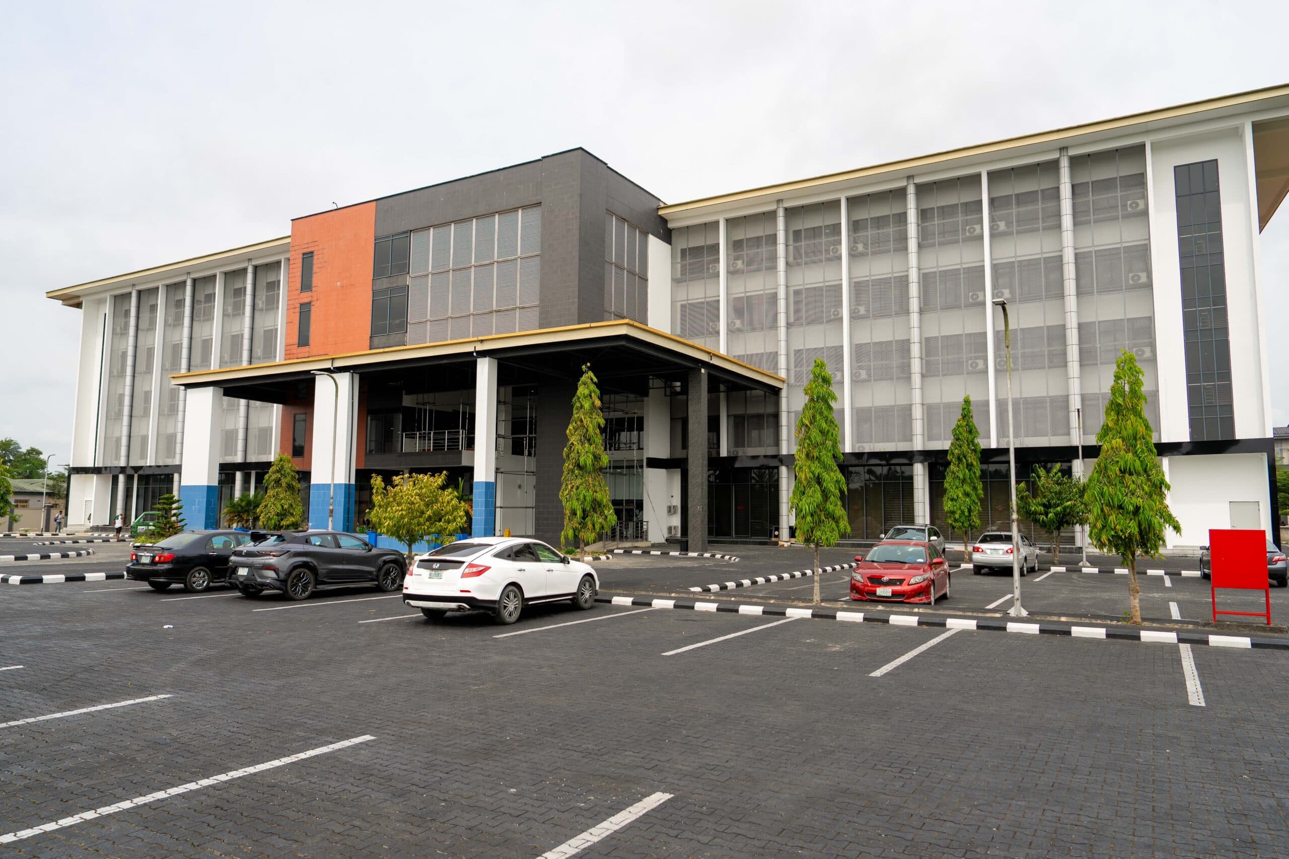 Mansonia Restaurant dining hall